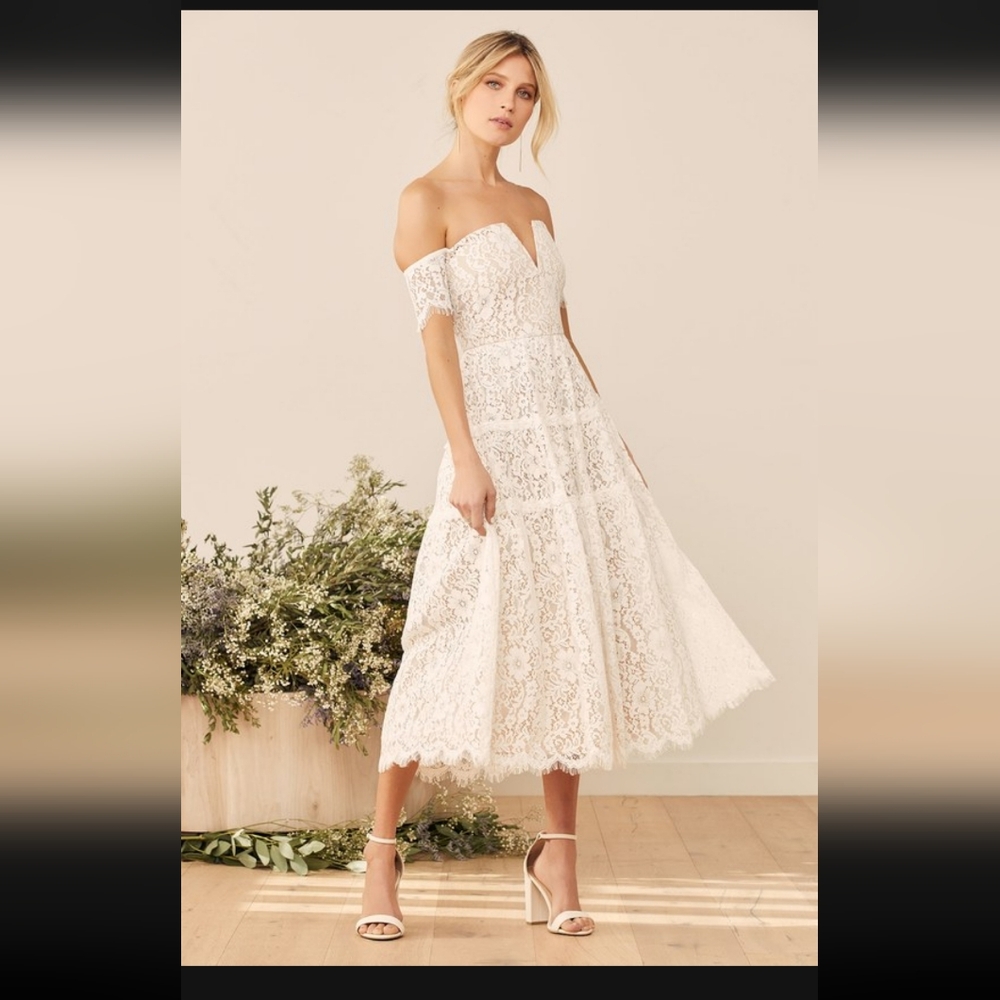 Lulus "ABSOLUTELY STUNNING WHITE LACE OFF THE SHOULDER MIDI DRESS:
